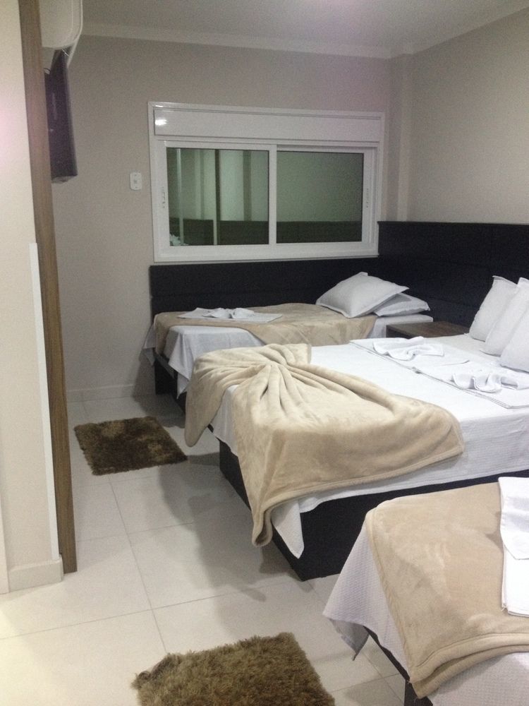 Sokulski Flat Hotel E Restaurante Araucária Extérieur photo